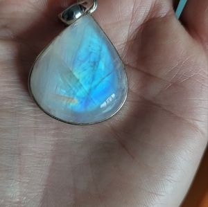 🌈 Rainbow Moonstone Pendant